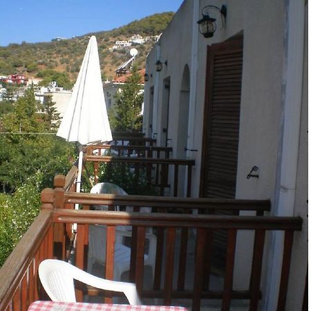 Ilios Apartments Poros Town Ngoại thất bức ảnh