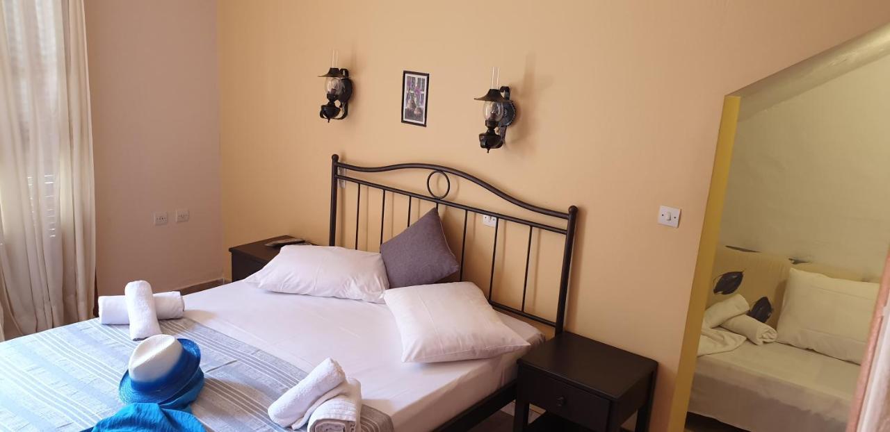 Ilios Apartments Poros Town Ngoại thất bức ảnh